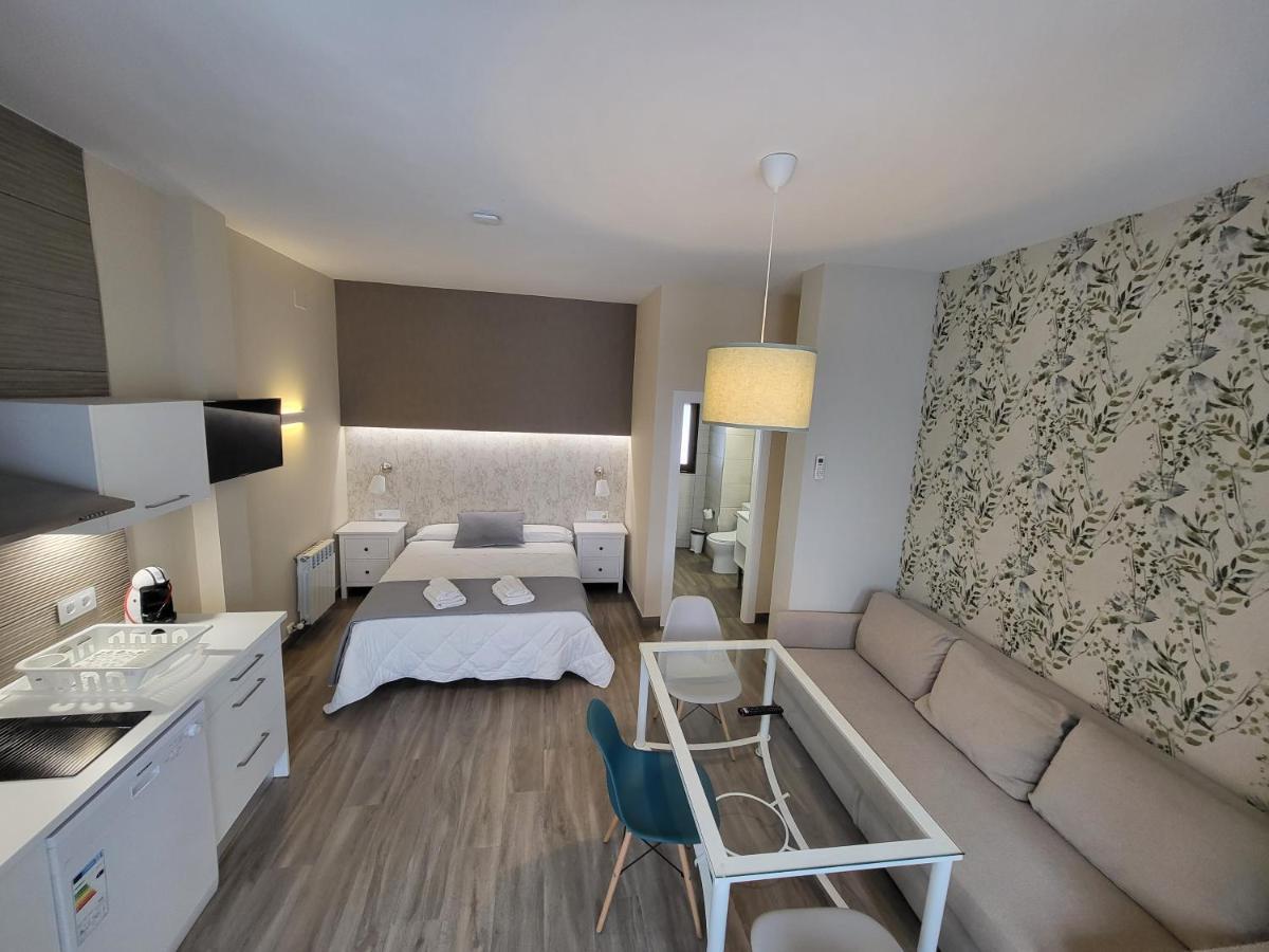 Apartamentos Sol Del Prior Úbeda Екстериор снимка